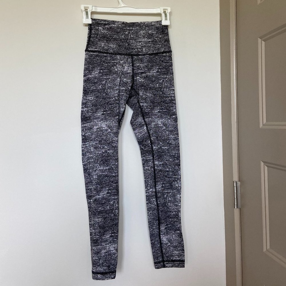 Lululemon Thermal Leggings 27"